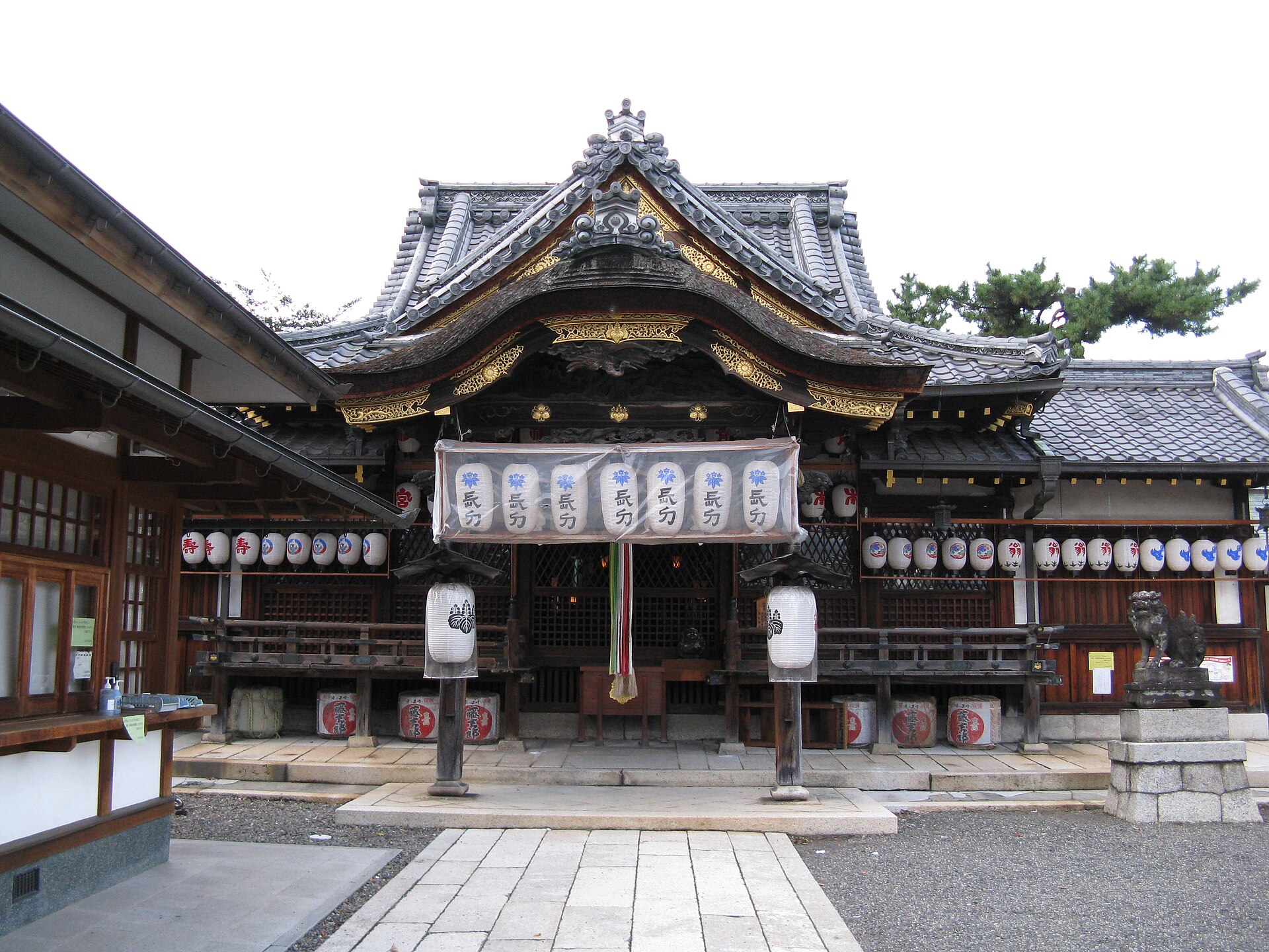 豊国神社の拝殿